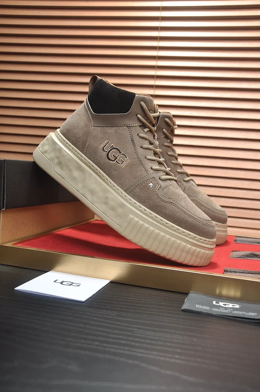 Men's shoes 💰640💶 [UGG] (full wool lining) top-end high-quality fur-in-one warm snow boots from Australia's warm luxury brand men's shoes, UGG-5877 official website synchronized, made of imported cowhide, carefully sewn...Imported rubber foam outsole (comfortable, soft, wear-resistant) The quality is really great...Exquisite workmanship, you can't put it down at first sight, available in sizes 39-44
